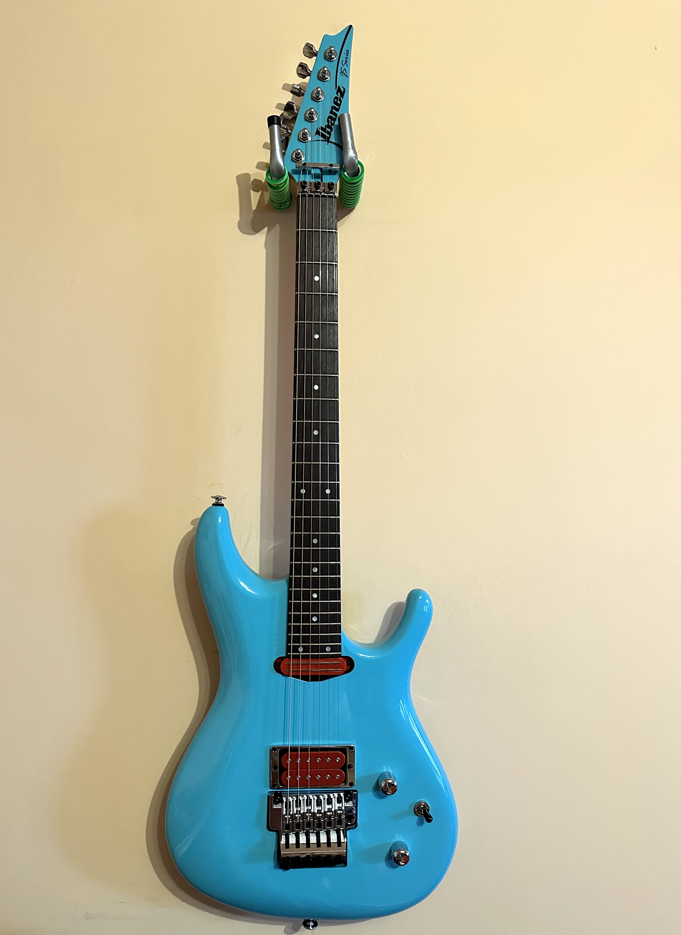 Ibanez_JS2410.jpg